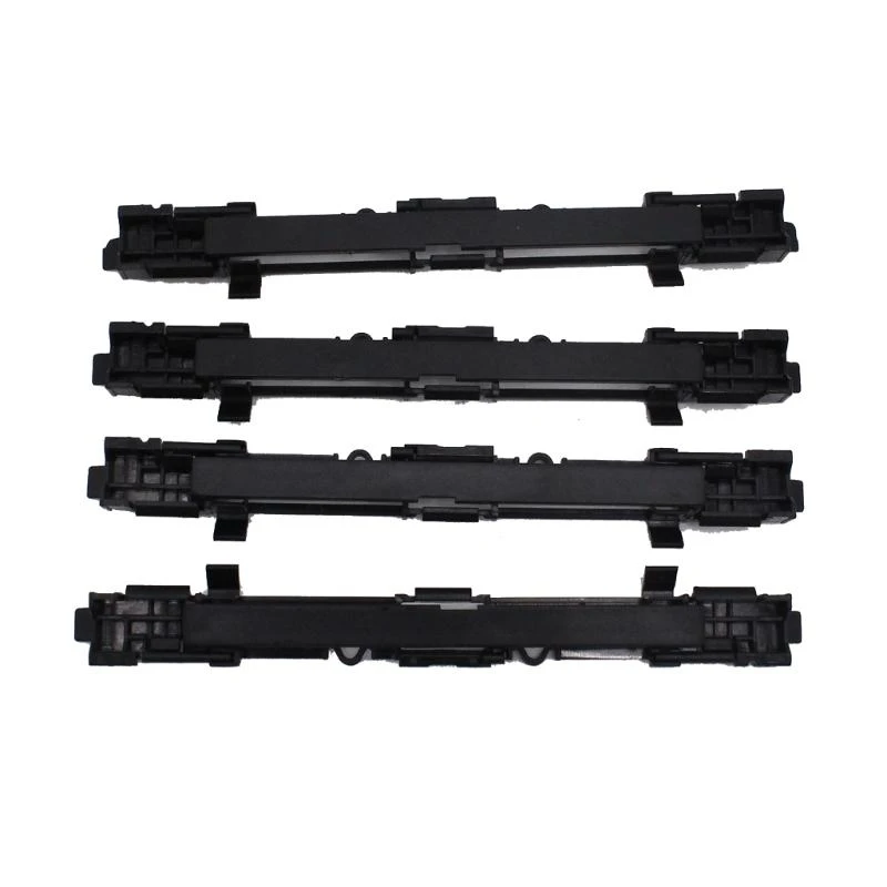 

Легкая установка люк на крыше багажных носителей рельс.