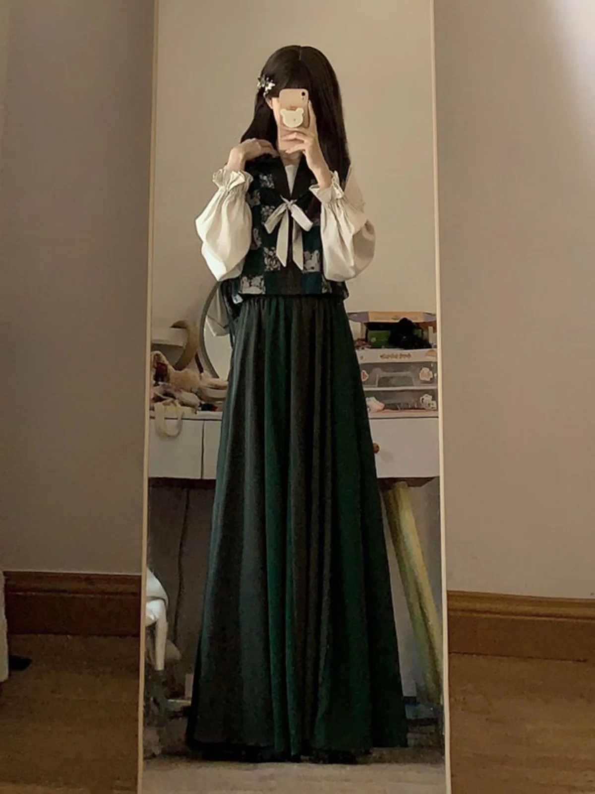 

Новый комплект женской одежды в китайском стиле династии Сун: ханьфу из трех предметов, длинная юбка, модный ретро-стиль, весенний гардероб, премиум-класс.