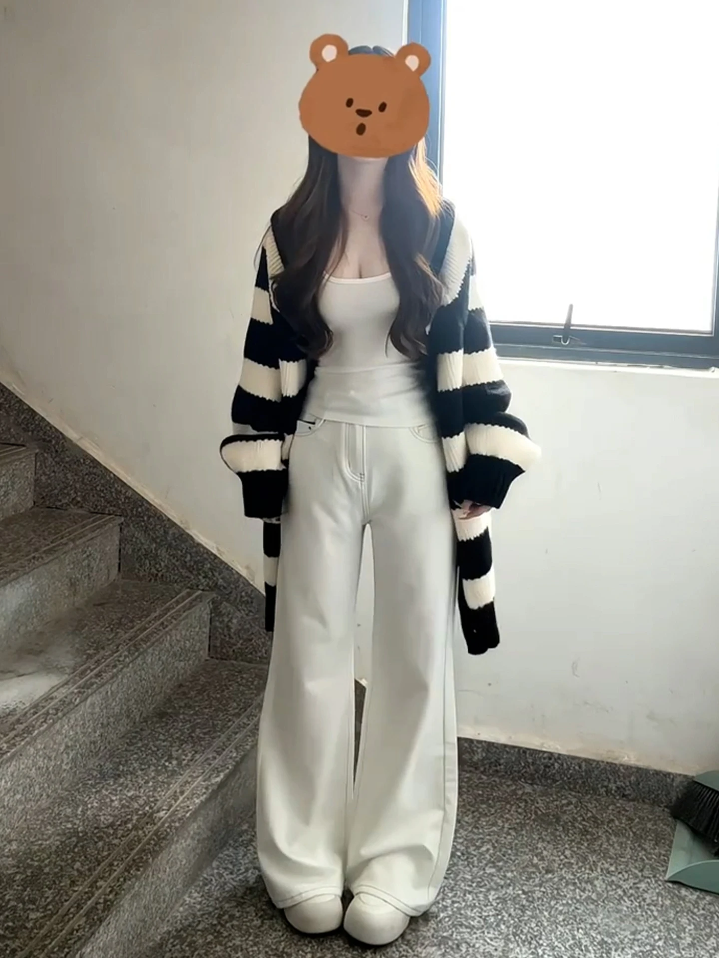 2025 Nieuwe vrouwen Open Vest Trui Losse Gestreepte Koreaanse Sle Lui High-End Winter Herfst Top V-Ne enkele Knop