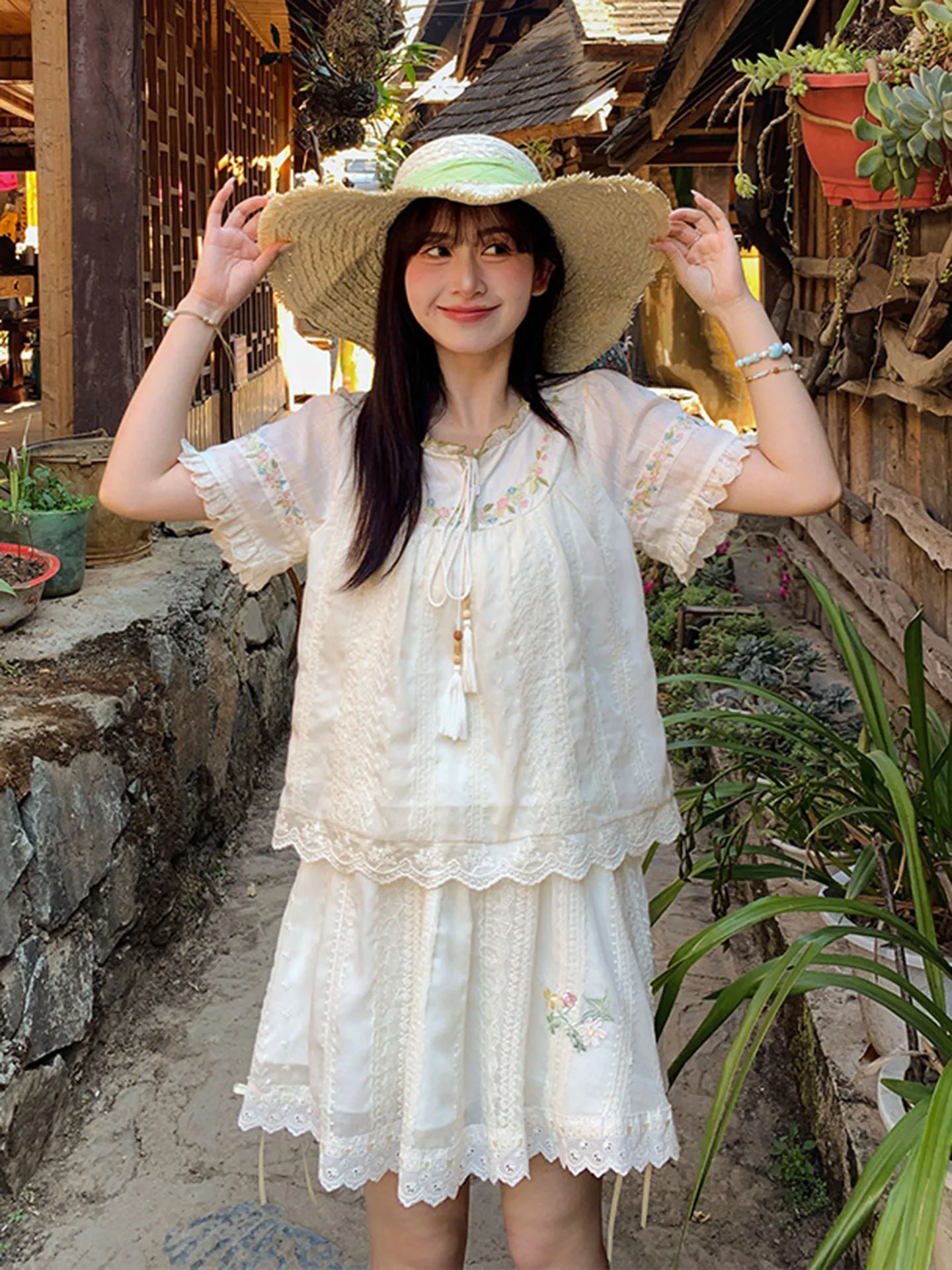 

Sweet Style Embroidered Lace Short Sleeve Loose Shirt Women's Summer New Style Forest System Country Floral Print Blouse