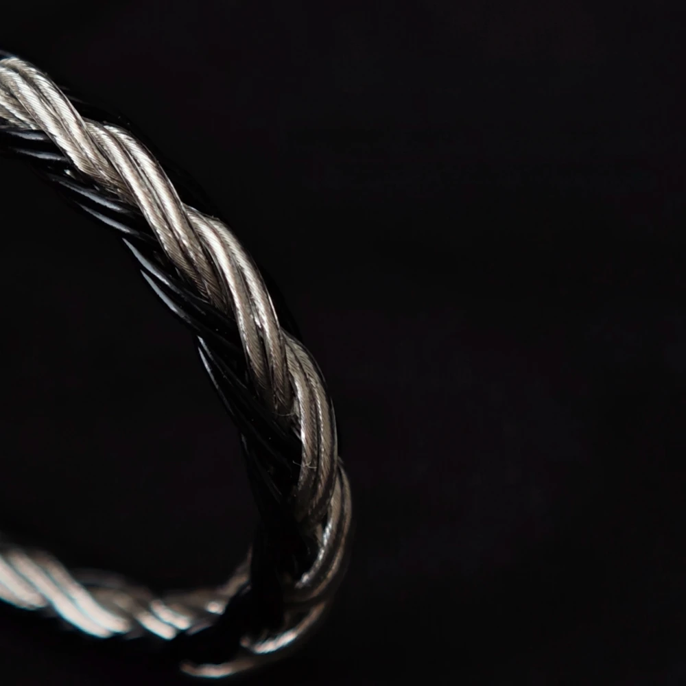 Рисунок 6 - Сменный кабель для AKG N5005/N40/N30