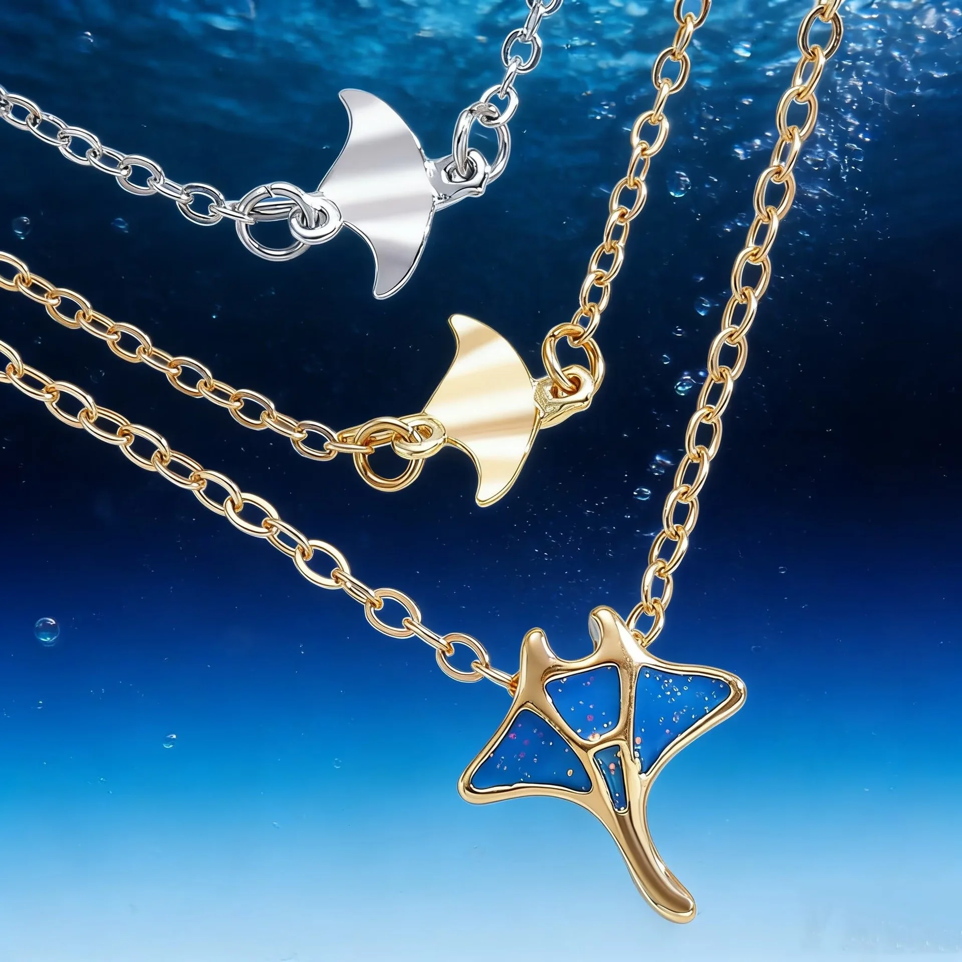 

New Ocean Series Manta Ray Necklace Creative Stingray Pendant Clavicle Chain Fashion Beach Jewelry For Women