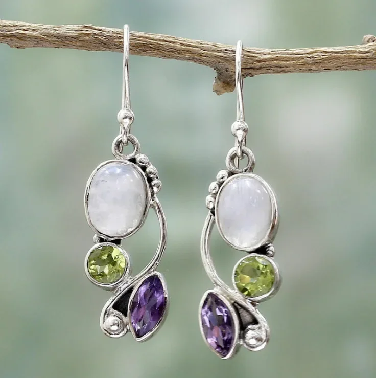 Retro inlaid moonstone earrings European beautiful woman multi-color zircon earrings earrings earrings jewelry