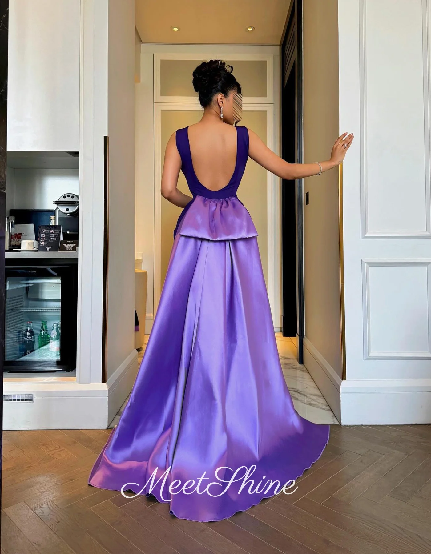 Elegante sirena viola con scollo a O in raso فساتrapbookingmaveraLusso con gonna oversize Abiti da sera senza schienale Arabia Saudita Personalizzato