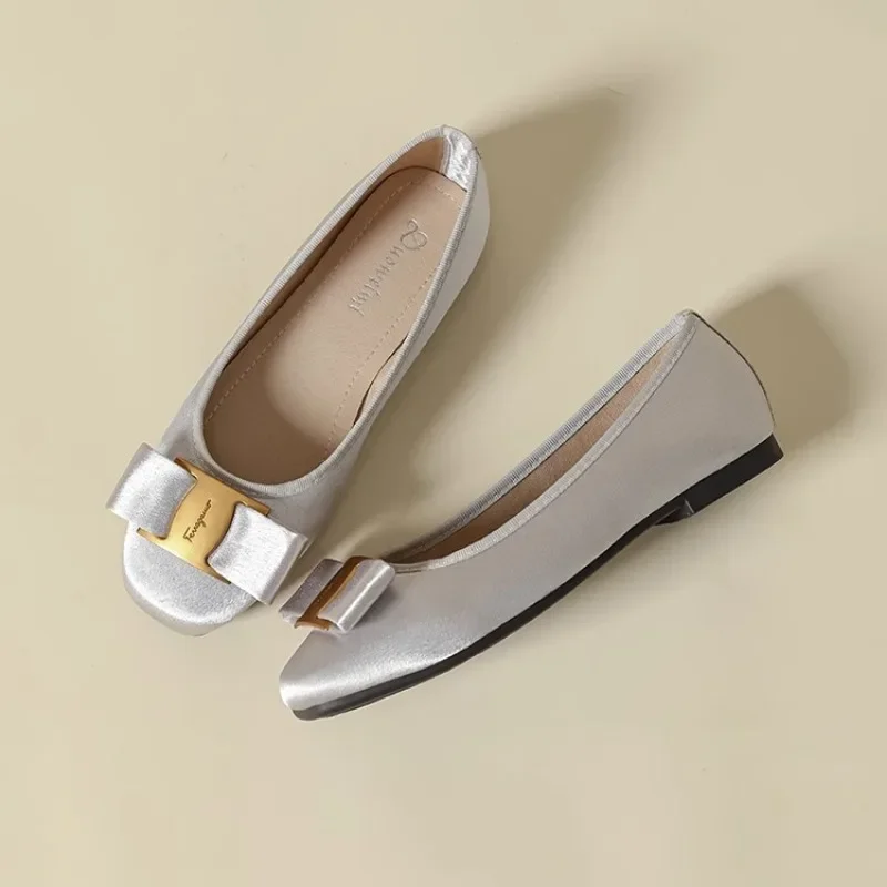 Zapatos planos con punta cuadrada para mujer, calzado informal de suela blanda, decoración de Metal, pajarita, sin cordones, para uso diario y al aire libre, gran oferta de verano 2025