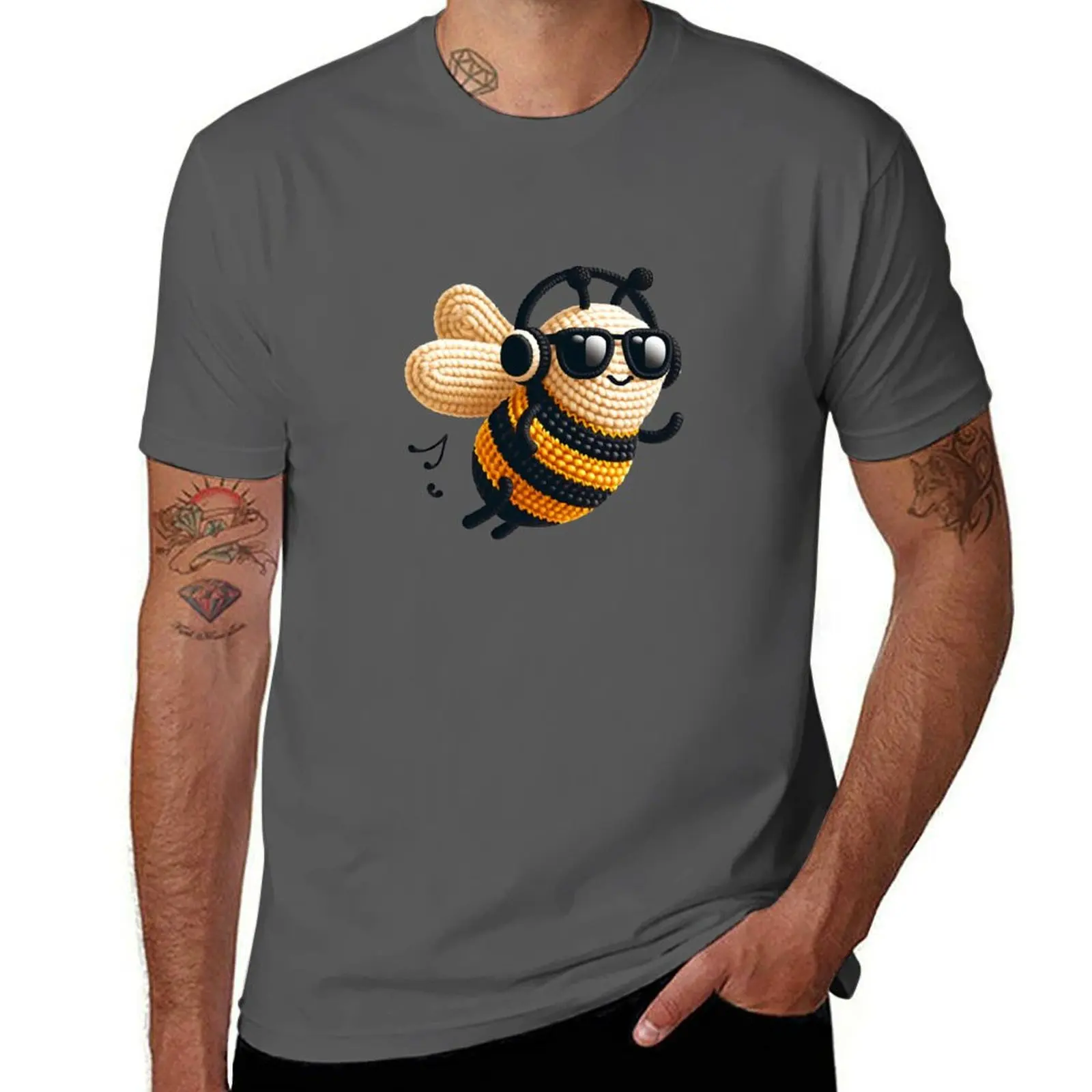 

Cool bee with headphones and sunglasses T-Shirt t shirts for man graphic funny t shirt man cotton man tshirt T-Shirt