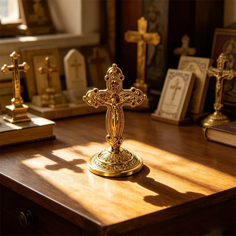 Verziertes, vergoldetes Tischkreuz mit Jesus-Korpus für katholische christliche Altäre, Gebetsräume, religiöse Dekoration, Geschenk. – Detail 1