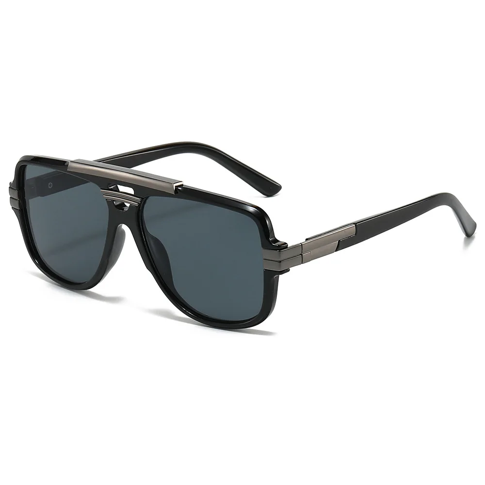 Große, trendige, quadratische Retro-Sonnenbrille, modische Metall-Sonnenbrille mit großem Rahmen für Männer und Frauen, UV400-Schutz, für Strand und Reisen