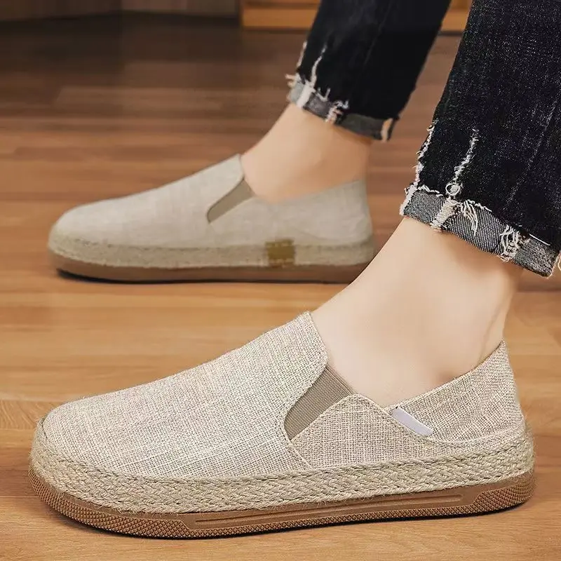 

Men's Spring Autumn New Low Top Slip On Cloth Shoe Soft Sole Non Slip Round Toe Slip On Breathable Anti Odor Canvas Board Shoes