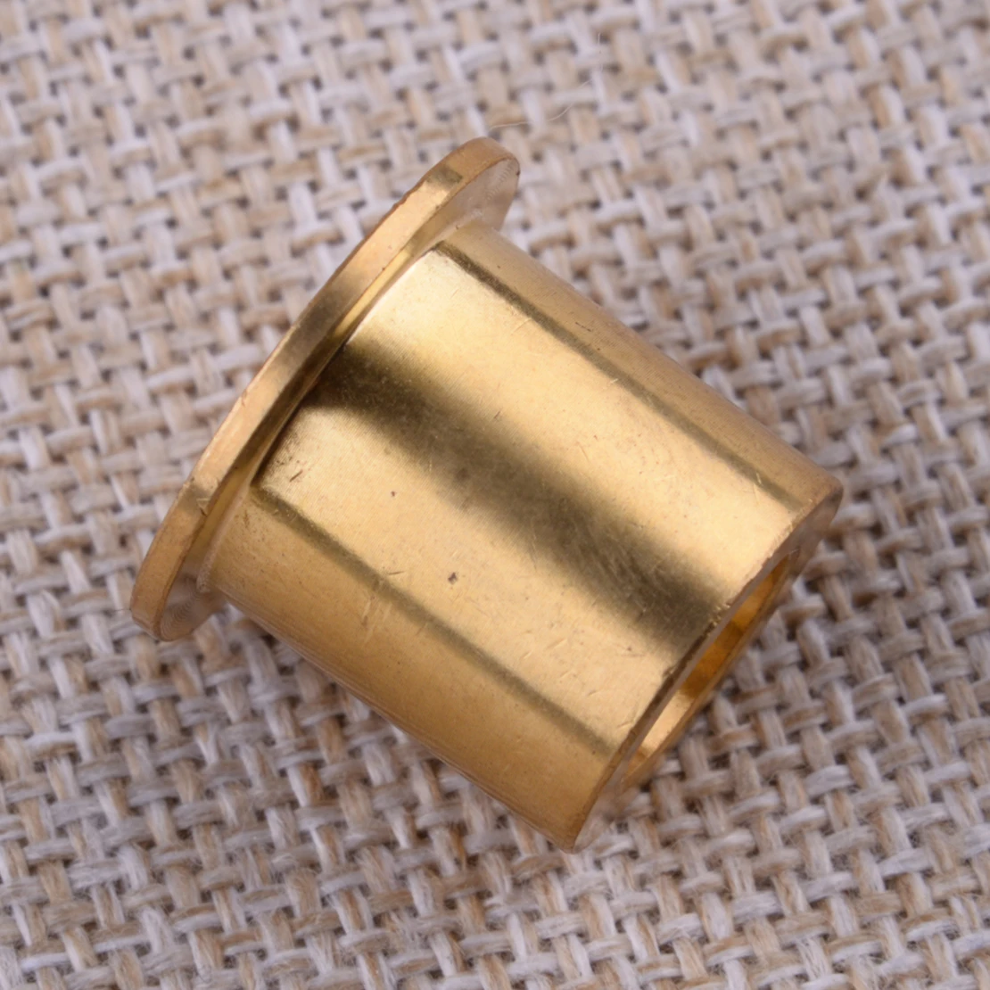 Boccola a tazza per isolatore del cambio T56 in ottone resistente, adatta per Commodore V8 a 6 velocità VT VU VY VX VZ