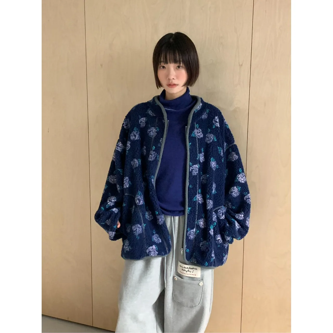 

Шикарное зимнее пальто из искусственного меха на молнии с цветком розы, женское модное пальто большого размера из ткани Polartec, корейская верхняя одежда