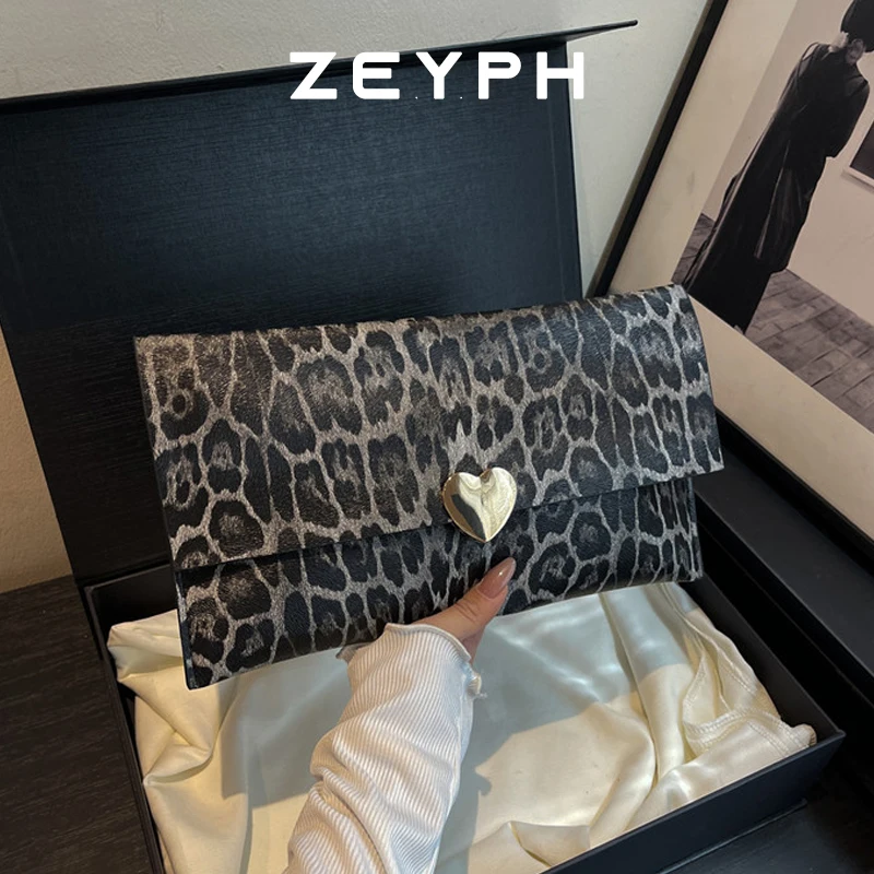 

Zeyph Fashionable Leopard Print Style Y2k Women s Four Seasons Small Pu Material Handbag Small Square Bag Dinner Bag
