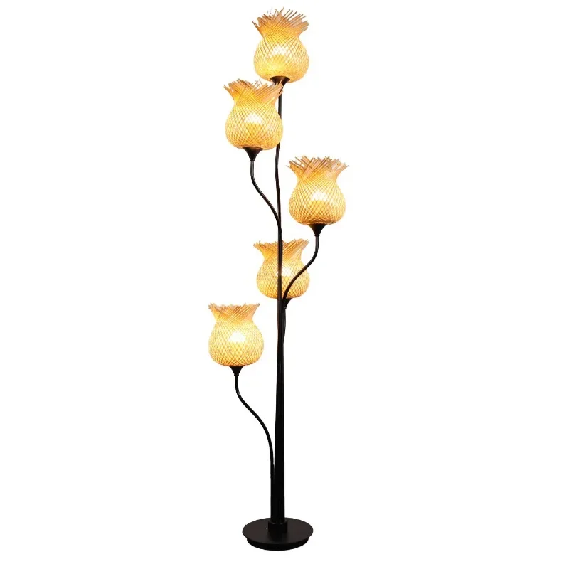 

Нишевый многоголовый светильник, роскошный торшер, дизайнерское креативное индивидуальное художественное украшение, вертикальный пол рядом с диваном