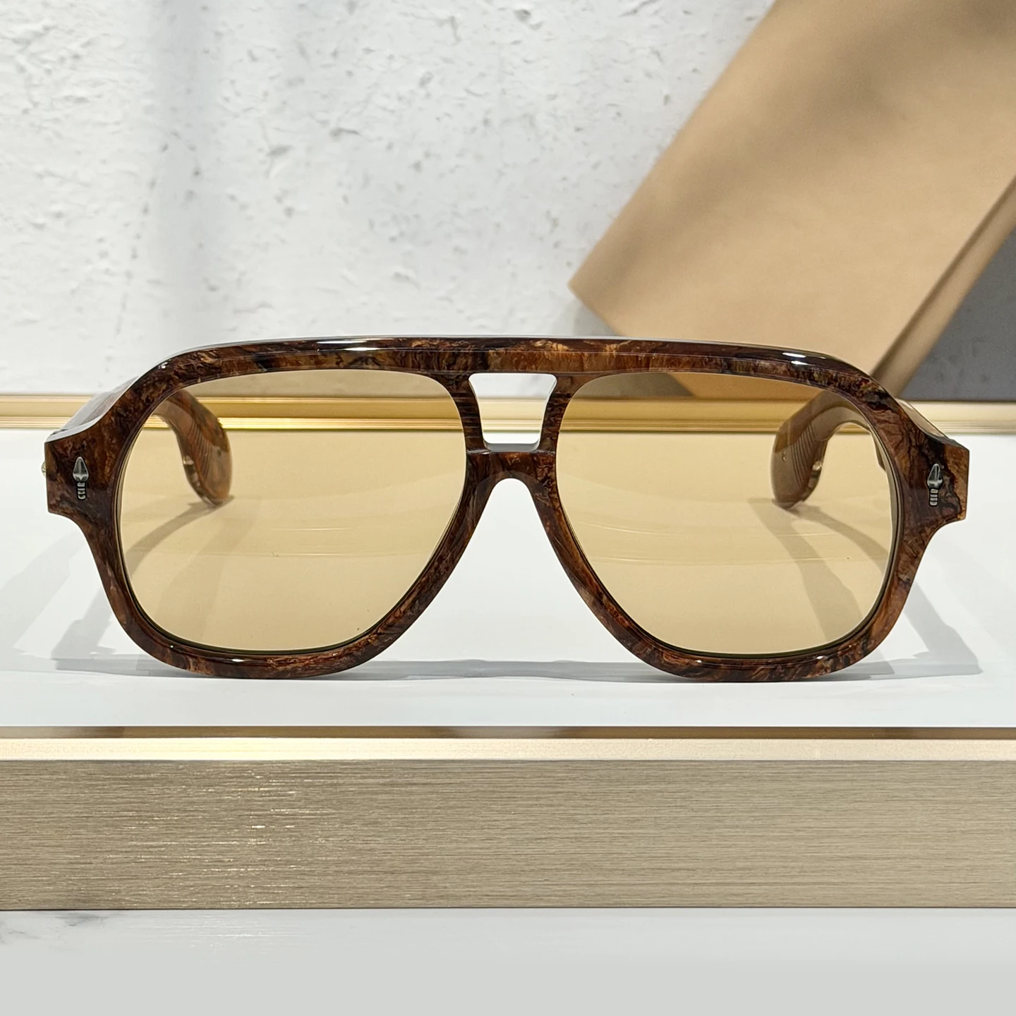 نظارات شمسية برتقالية مربعة مصنوعة يدويًا يابانية فاخرة من WILDORSE للرجال نظارات شمسية للحفلات الواقية من الشمس في الهواء الطلق للنساء بأنماط معدنية