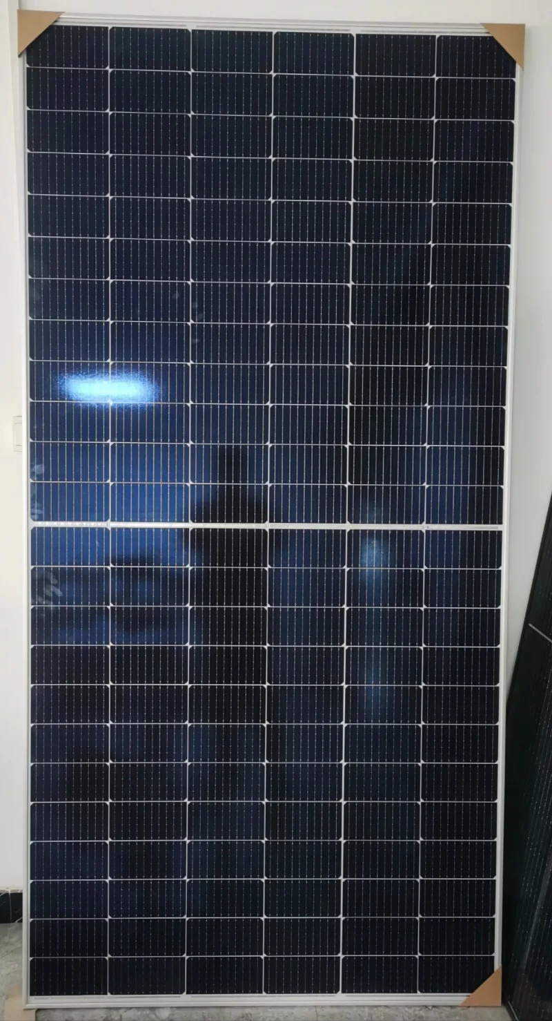 Wholesale Cheap Price Solar N-type Bifacial Double Glass Solar Pv Panels 580W 600W view 6