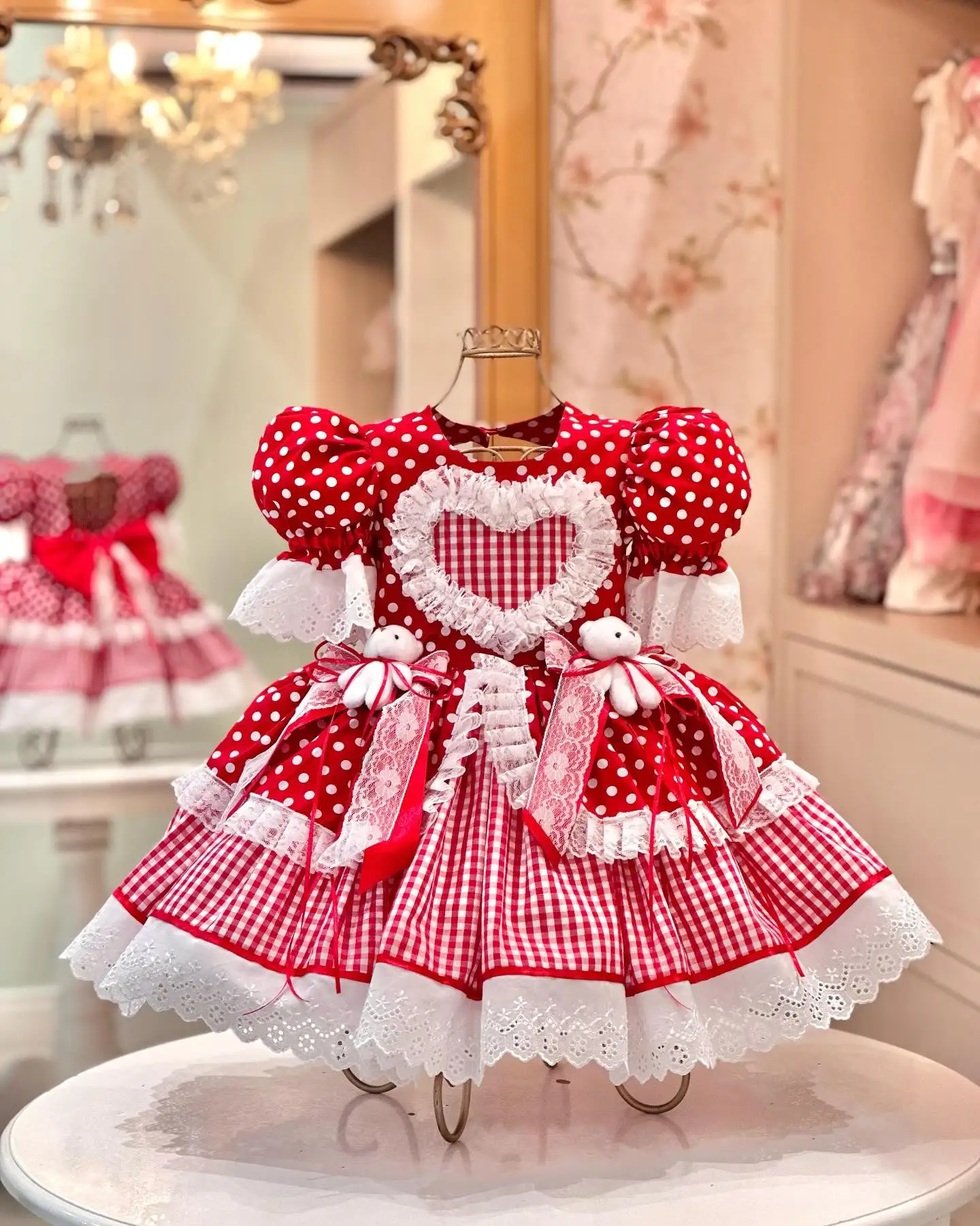 robe-de-princesse-lolita-rouge-d'ete-avec-deux-decorations-d'ours-robe-de-bal-pour-fete-d'anniversaire-vacances-photographie-b575