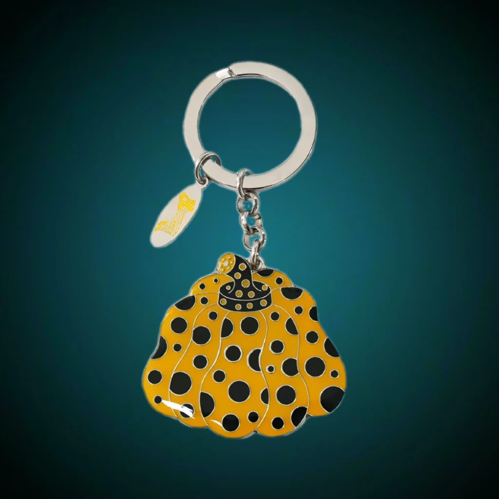 

YAYOI KUSAMA, металлический флуоресцентный брелок в горошек с тыквой, японский кулон Kusama, художественный аксессуар, модный декор