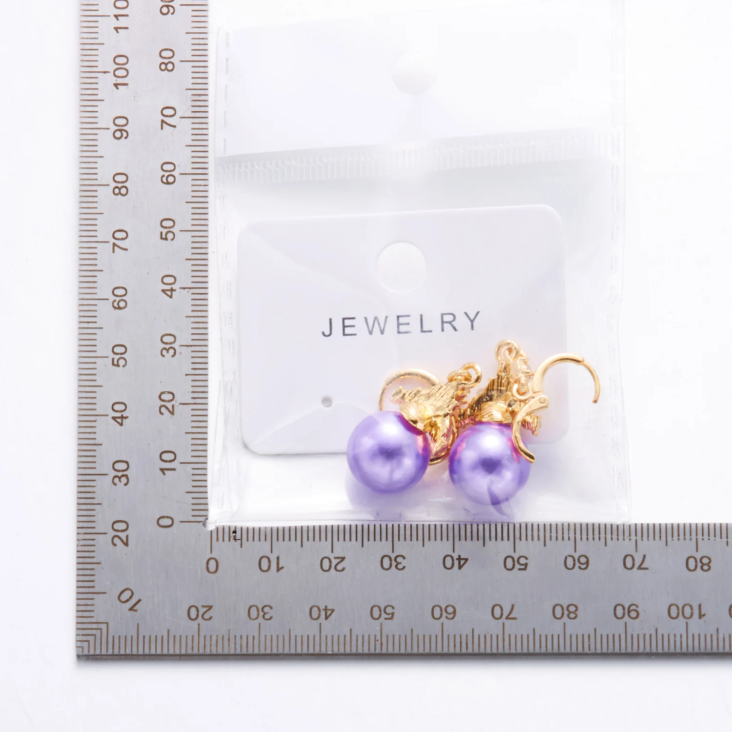 Luxuriöse Blumen-Tropfen-Ohrringe für Frauen, exquisites Zirkon-Intarsien-Blatt, vielseitiger Schmuck für den täglichen Gebrauch, lila Imitationsperlen-Ohrringe – Detail 1