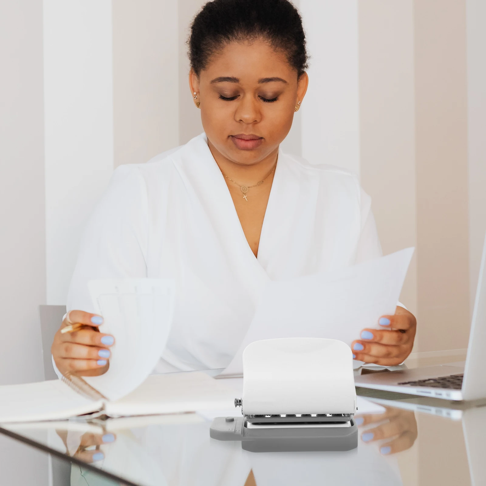 Binder Puncher Hole Paper Portable White Metal Loose Leaf Punching Machine Office