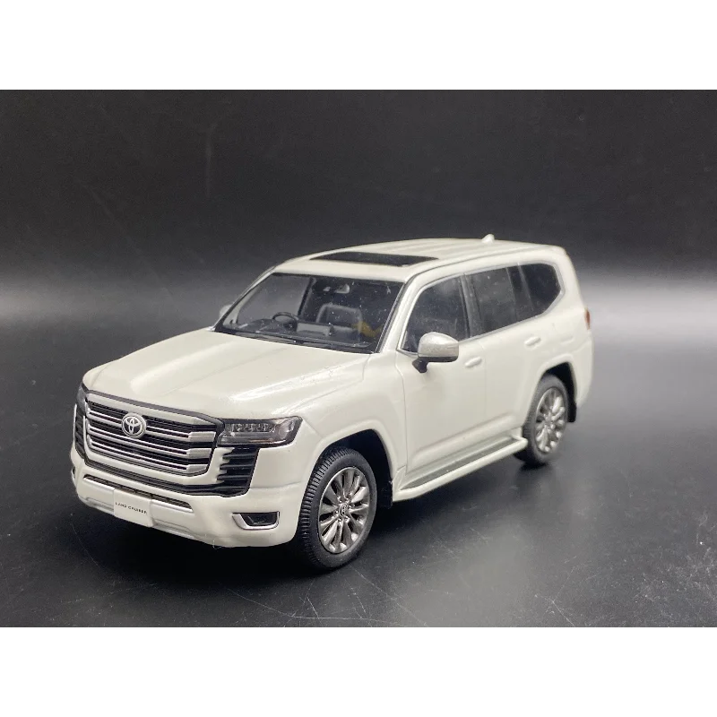 

Литой под давлением масштаб 1:30 Toyota Land Cruiser SUV, японское издание, простая модель автомобиля из сплава, Коллекционная игрушка, подарок, сувенирный дисплей