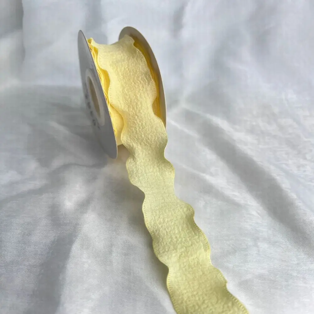 Creative 10 Yards Fishtail Yarn Ribbons Gift Wrapping Bouquets 2.5cm Chiffon Ribbon Wave Edge Pleated DIY Decor