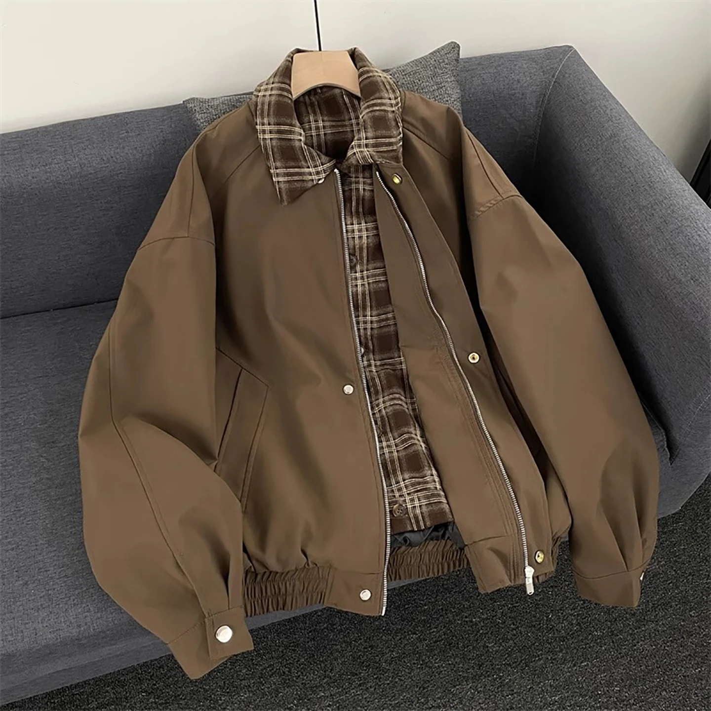 

Retro Plaid Patchwork Men's Baseball Jaet Flight Coat Casual Brown Outerwear Long Sve Zipper Closure No Hat Included