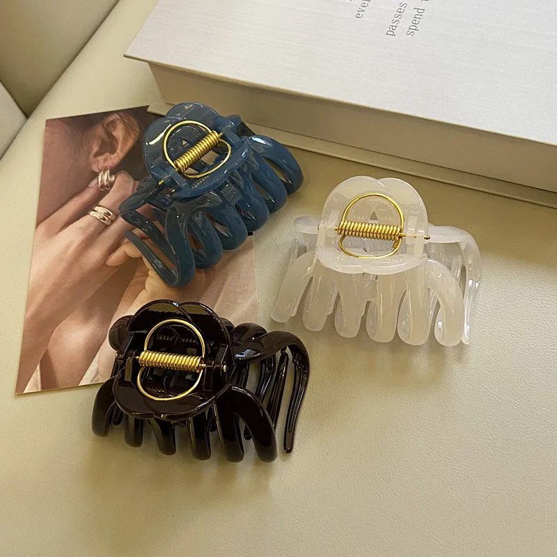 

1 шт. Новая корейская заколка-краб для волос 2026 года, среднего размера, для затылка, для густых волос, нескользящая, для женщин