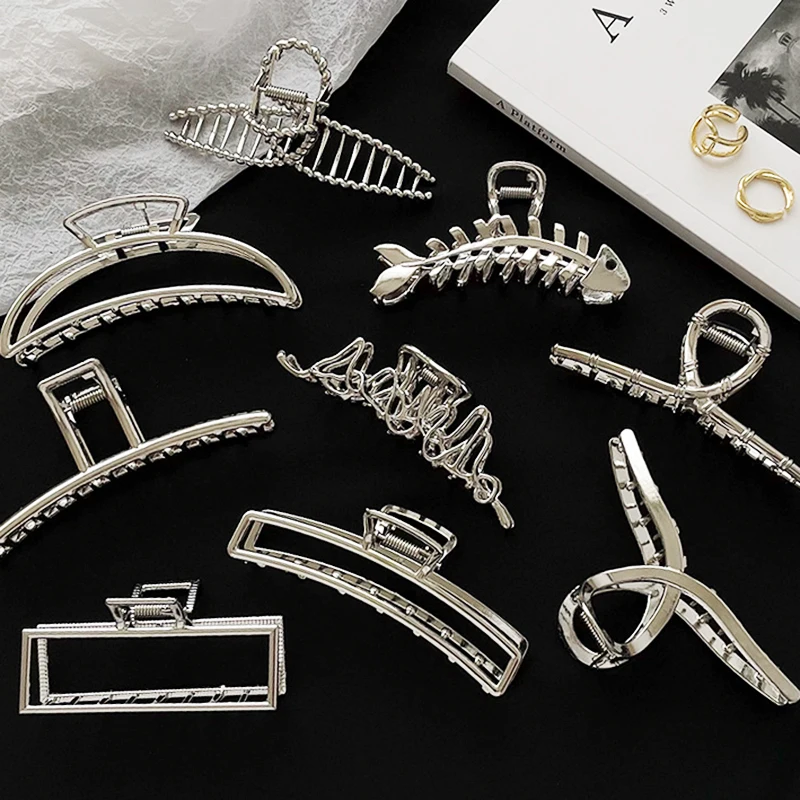 Women Geometric Hair Claw Irregular Hollow Hairpin Vintage Punk Metal Silver Hair Grab Korean Fashion Grab Clip Hair Accessories