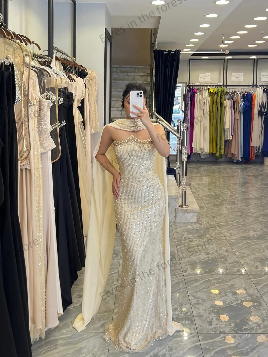 فساتين سهرة حورية البحر الفاخرة بلون الشمبانيا مطرزة بدون أكمام فساتين حفلات نسائية مخصصة بطول الأرض لؤلؤ لامع ملابس الحفلات