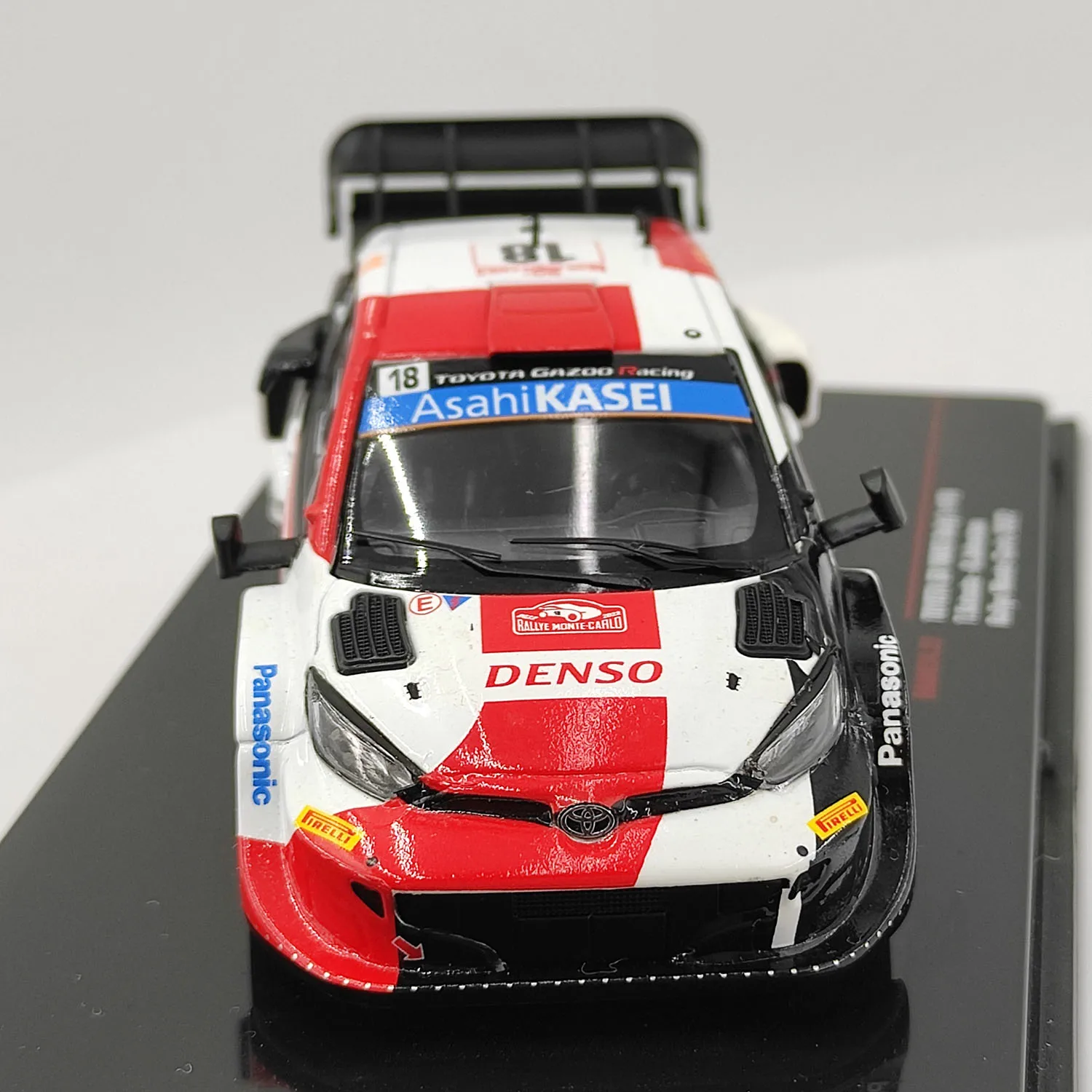 Diecast IXO 1:43 Scale Toyota GR YARIS Rally1 # 18 2022 รถสะสมของเล่นของขวัญของที่ระลึกจอแสดงผลเครื่องประดับ