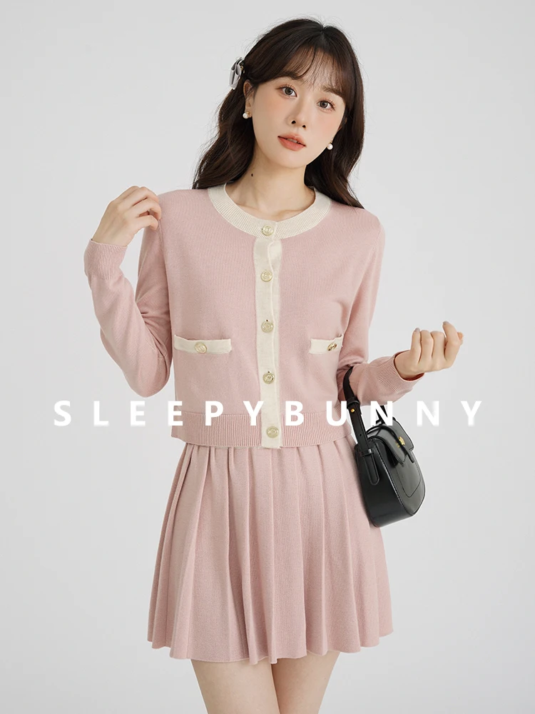 

Elegant Tweed Style Wool Knit Cardigan Jacket with High Waist Pleated Skirt Autumn Two Piece Fashion Outfit Chic Set for Women