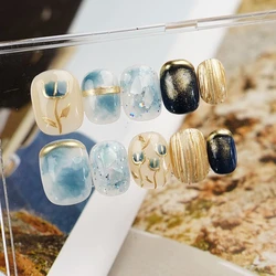 10pcs Handmade Fake Nails Press On Blue and White Porcelain Designs Full Cover False Nails Round Head Short Manicure Finger Tips