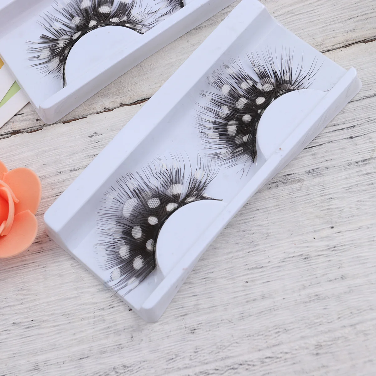 5Pairs Nepwimpers Gemakkelijk aan te brengen Verwijder lange uitlopende wimpers voor Cosplay Carnaval Nachtclub Party Eye Styling Nepwimpers