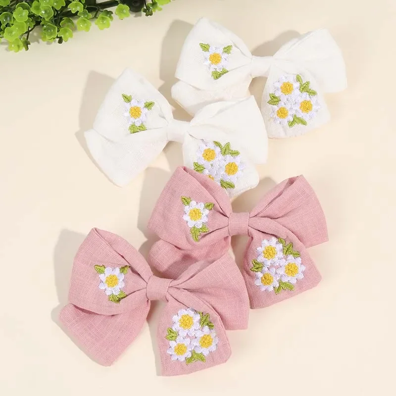 ncmama 2Pcs Daisy Embroidery Hair Bow Clips Solid Color Flower Hairpin for Kids Girls DIY Handmade Barrettes Hair Accessories