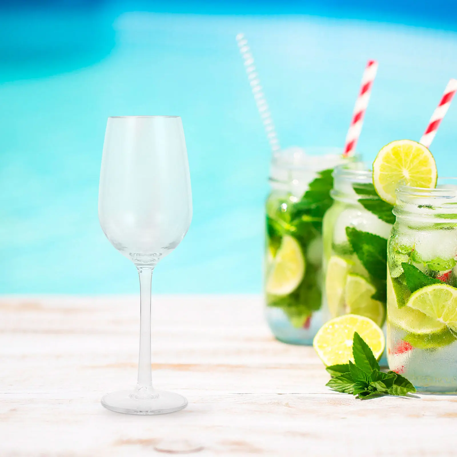 2Pcs Floating Wine Cups Shatterproof PP Pool Glasses Outdoor Beach Party Cocktail Cups Floating Glasses for Pool