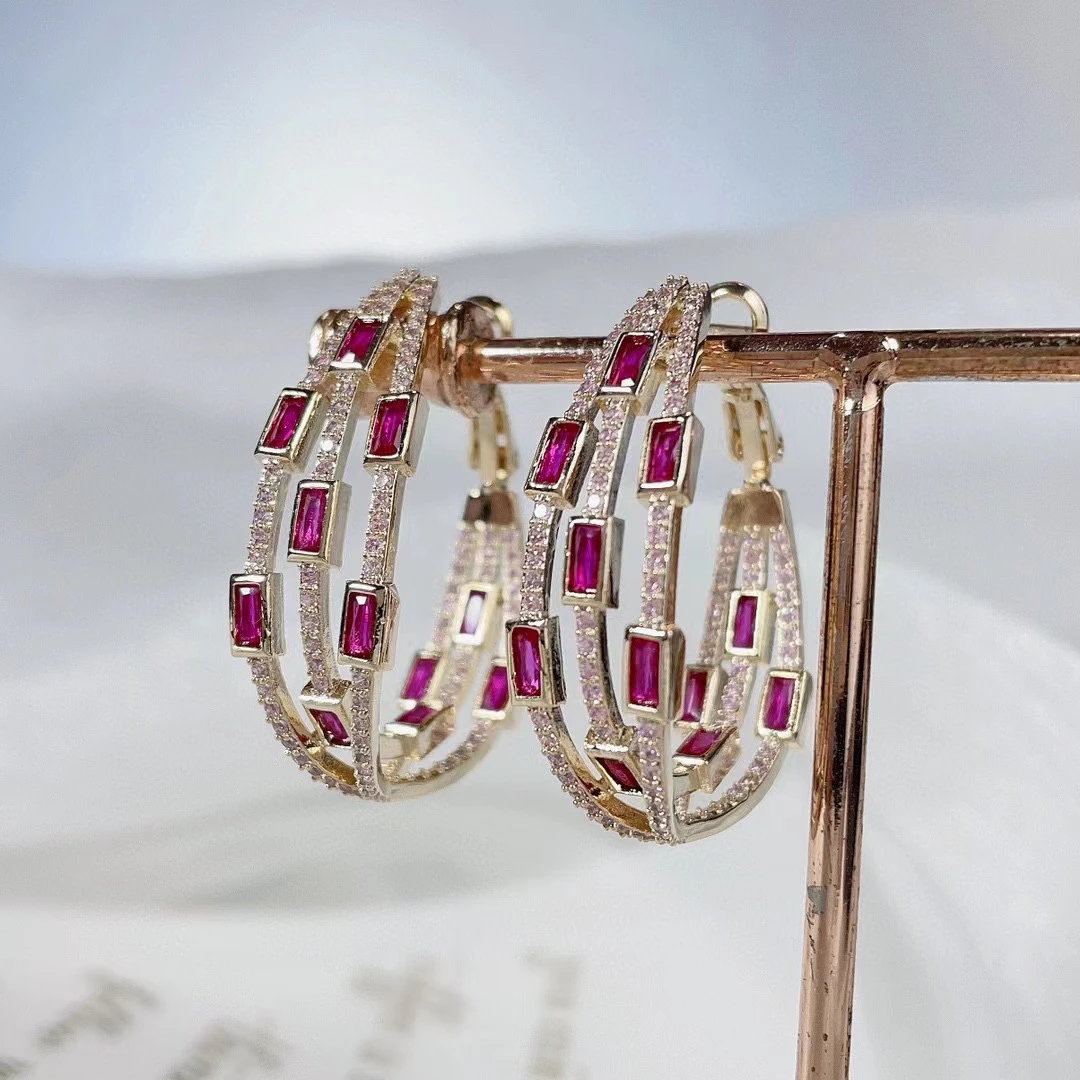 Fashion Twine Design Circle Big Hoop Earrings Paved Color Cubic Zirconia Luxury Women Party Wysokiej jakości biżuteria CZ na ślub
