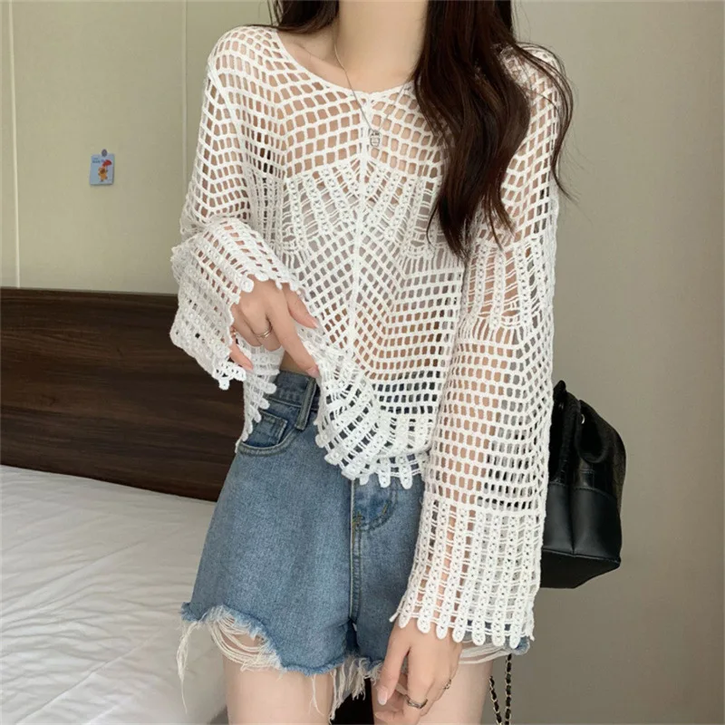 Women's Hollow Sweater 2024 Spring and Summer Long Sleeves Outerwear Thin Swimsuit Blouse Loose Short Beach Top