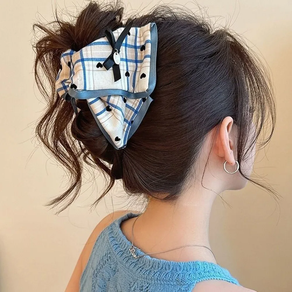 

Fashion Fabric Plaid Hair Clip Triangular Bow Hair Claw Imitation Pearl Button Shark Clip Women
