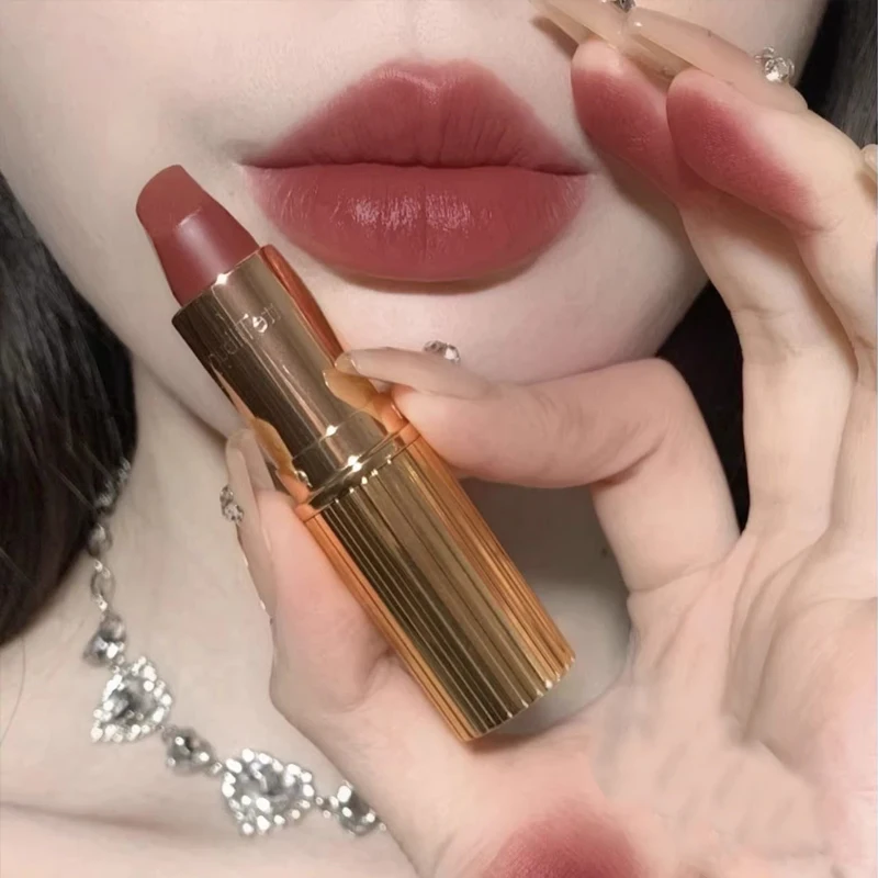 C/T Walk of No Shame Lipstick Lip Gloss Moisturizes The Lips Brightens The Complexion Improves The Original State of The Lips