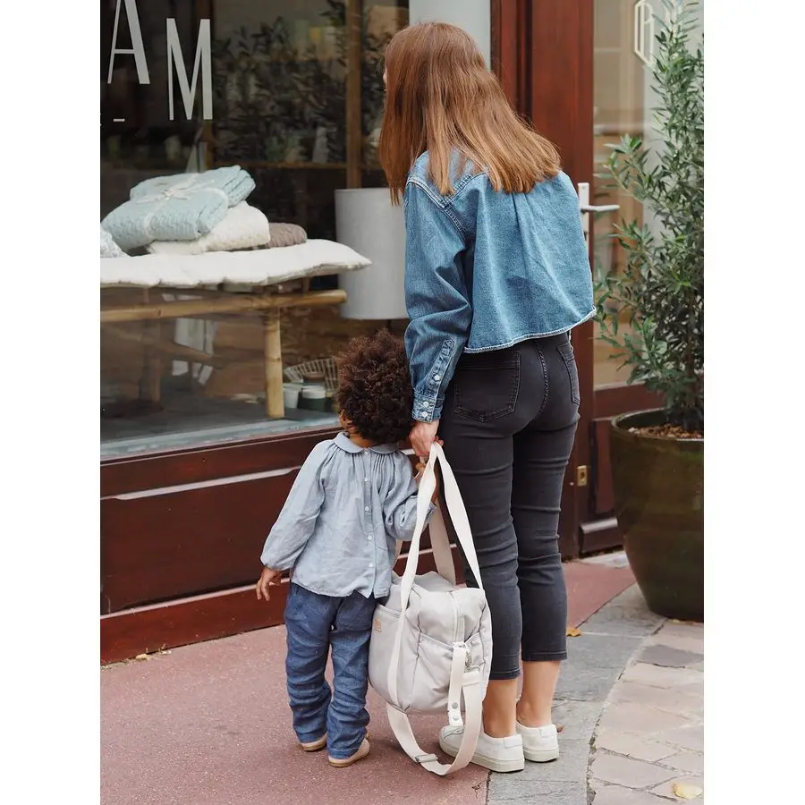 Bolsa de fraldas Paris de grande capacidade com alça para carrinho de bebê deve ter