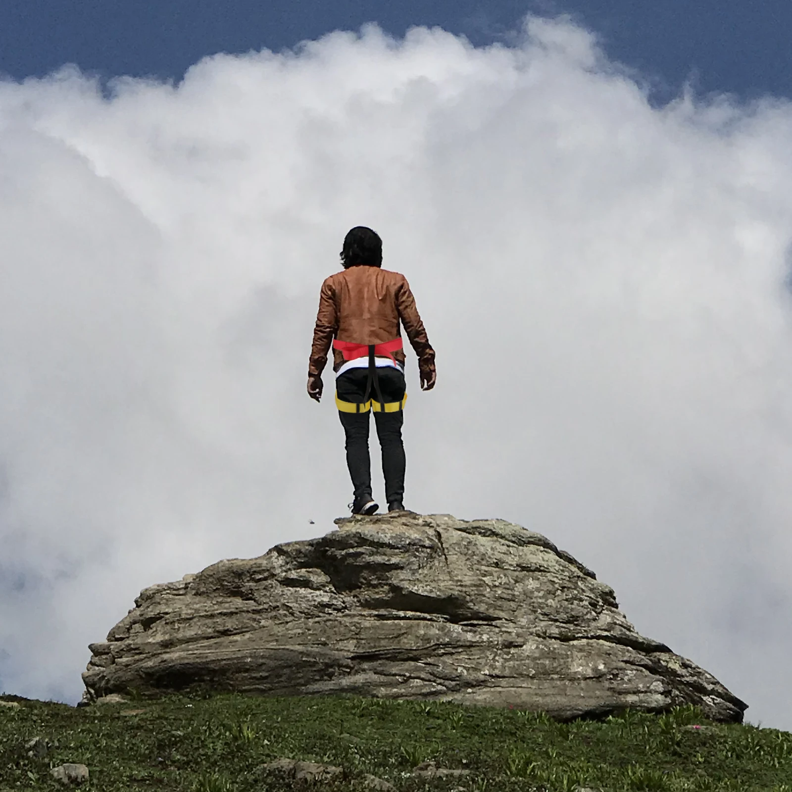 

Outdoor Safety Harness Half Body Belt Strong Load-Bearing Reinforced Webbing For Mountaineering Tree Climbing Durable Polyester