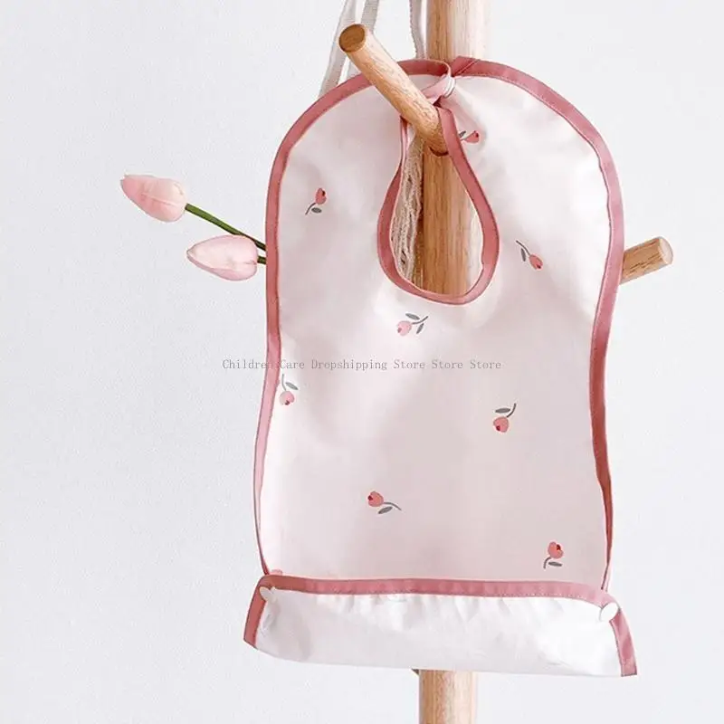 Baby-Fütterungs-Sabber-Lätzchen, Cartoon-Druck, Druckknopf, Speicheltuch, wasserdichtes Spucktuch mit Tasche für die Dusche von