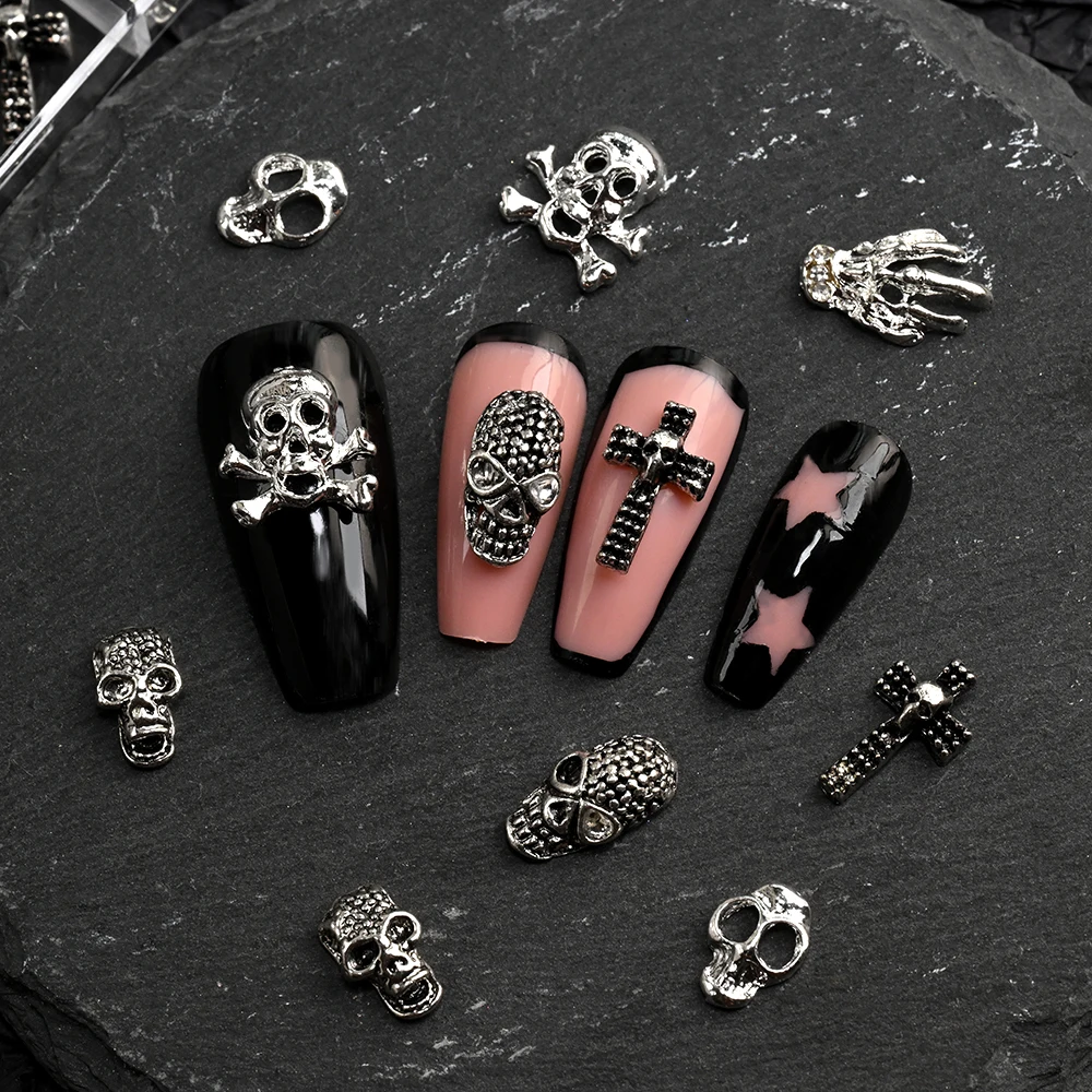 30 szt. Vintage Ozdoby do Paznokci Halloween Szkielet Stop Metalowy Krzyż Gotycki Czaszka Cyrkonie do Paznokci Dekoracja Manicure Festiwal