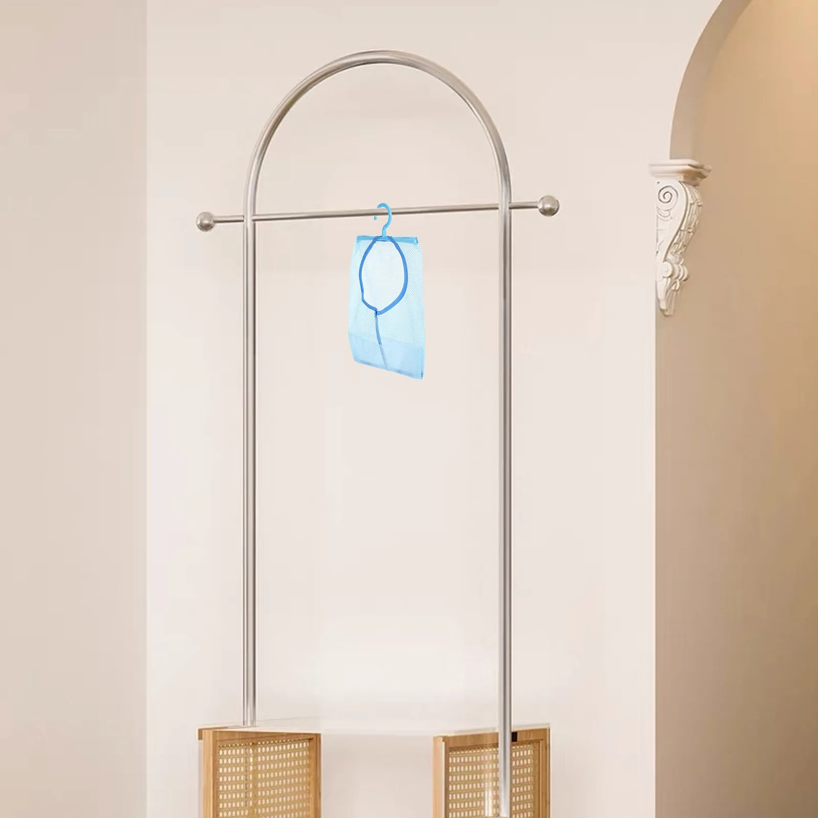 

Convenient Green Mesh Clothespin Bag Multipurpose Storage for Bathroom Kitchen Home Hang Behind Door for Small Items