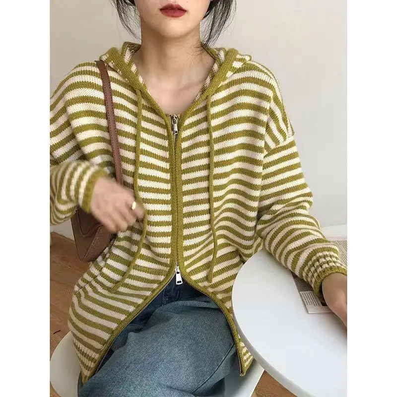 Autumn New College Style Stripe Hooded Sweater Coat Women\'s Contrast Color Zipper Pockets Loose Lazy Long Sleeved Knit Cardigan