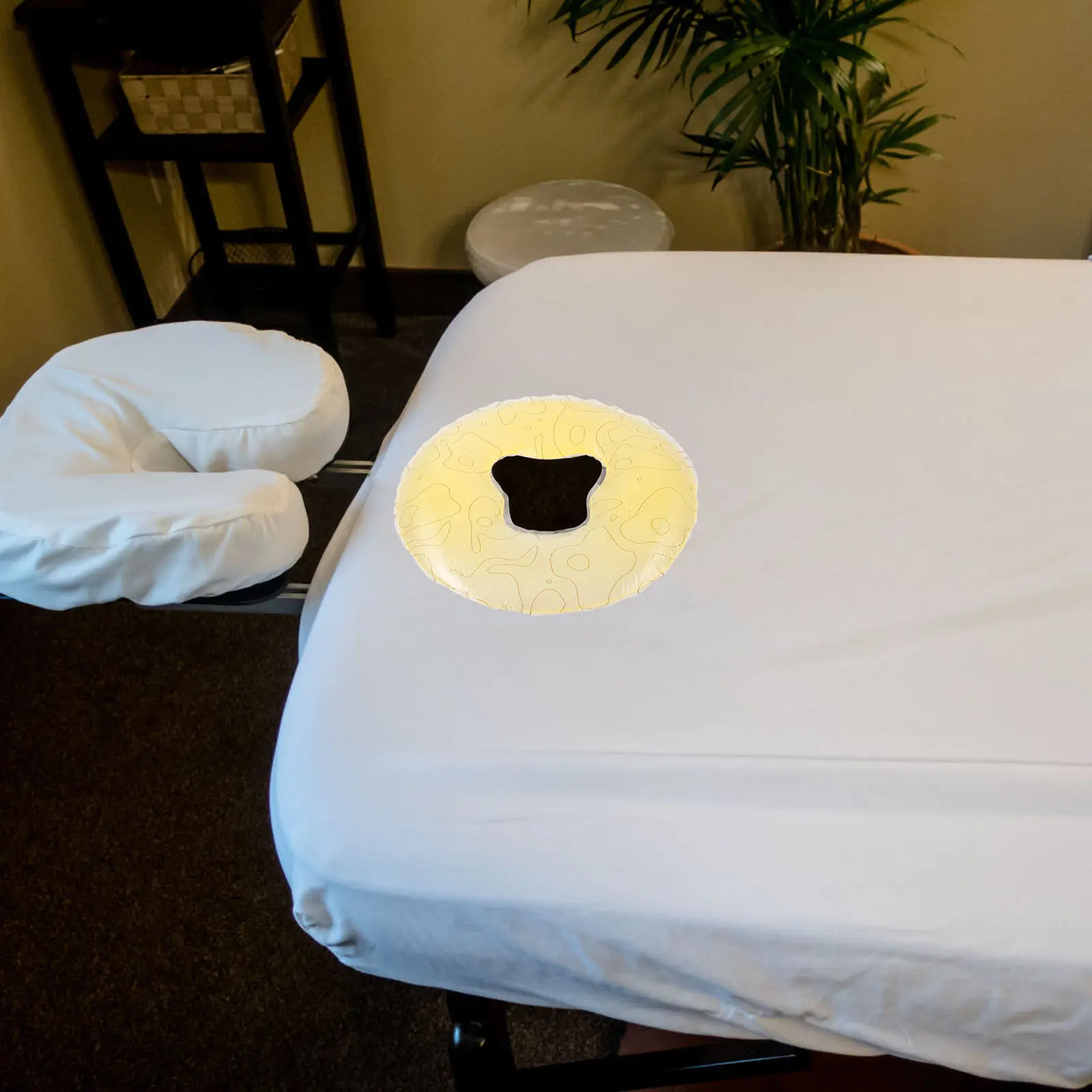 

Профессиональная силиконовая массажная подушка для лица (для лежания на животе) для салонов красоты, спа-салонов, косметологических кушеток, подкладка-подушка