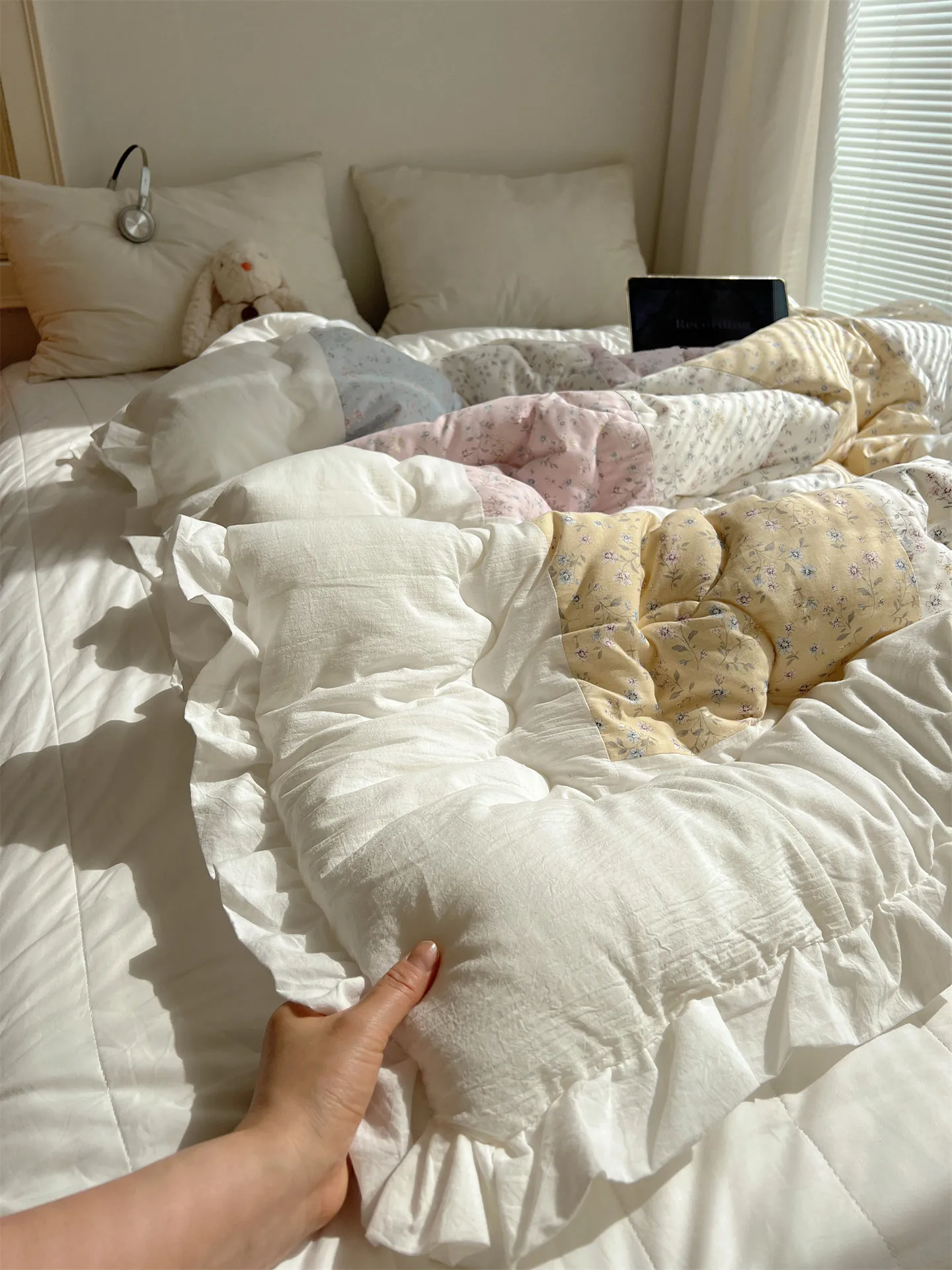 

Korean Style Large Ruffle Style Quilt Core Spring Autumn Quilt Double Size Machine Washable Bitter Lucky Cloud Quilt