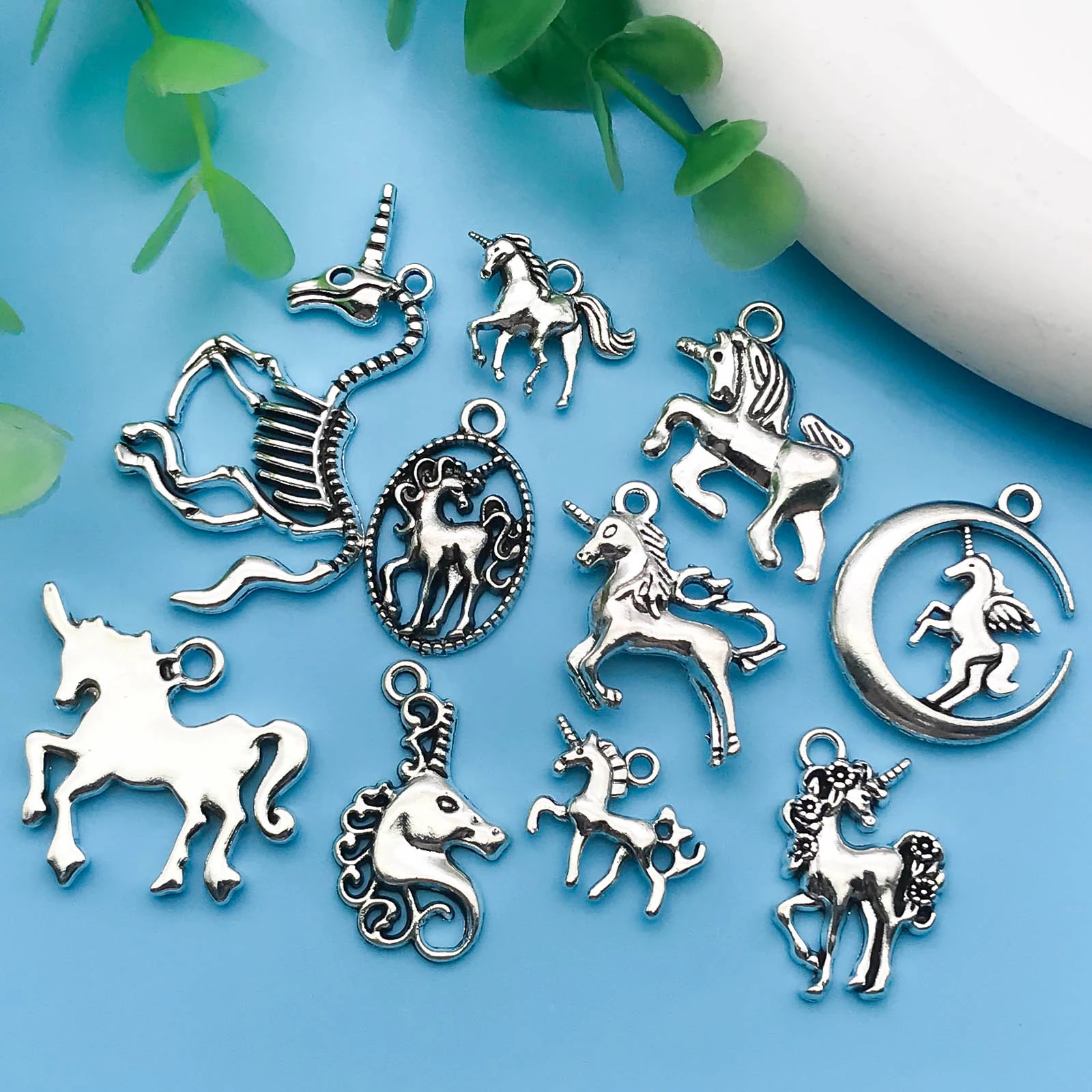 6/10Pcs Antique Silvery Vintage Unicorn Charms Animal Shaped Small Pendant For Jewelry Making Findings Crafting Accessory