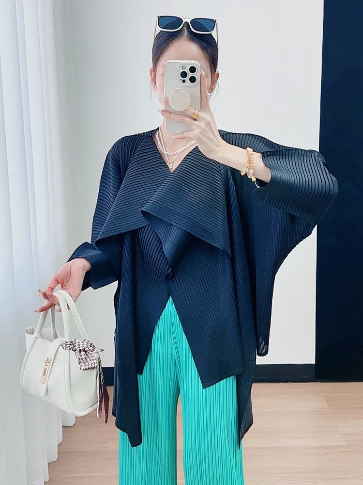 الراقية غير النظامية بلون تصميم تحسس واحدة الصدر مطوي سترة أعلى مياكي 2025 صيف جديد المرأة سترة قصيرة