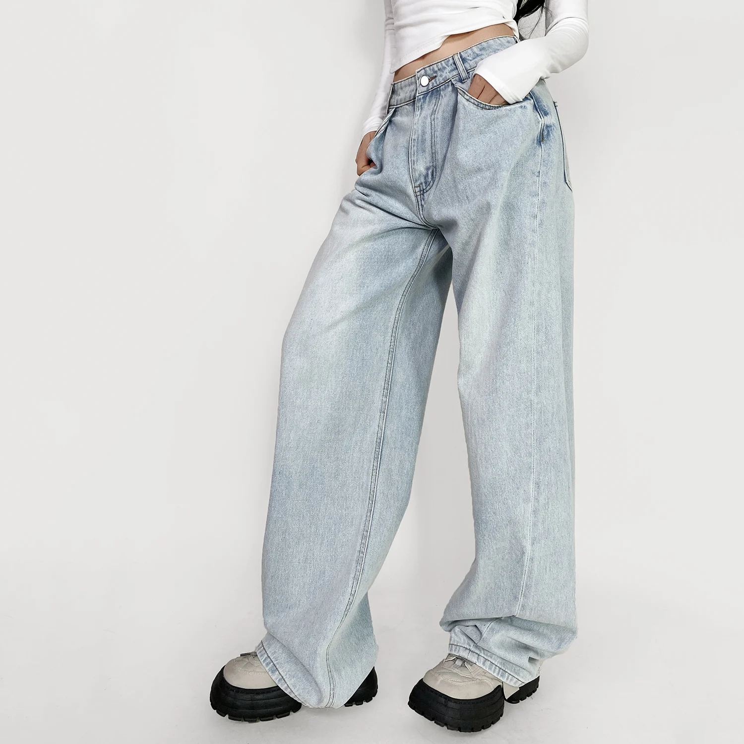 

Женские мешковатые джинсы с высокой талией и широкими штанинами — свободные прямые джинсы большого размера с длинным подолом